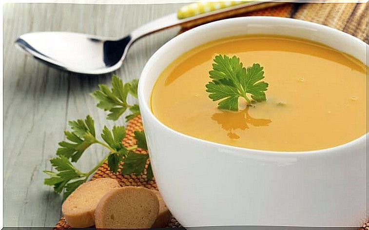 Start with soup to lose weight.