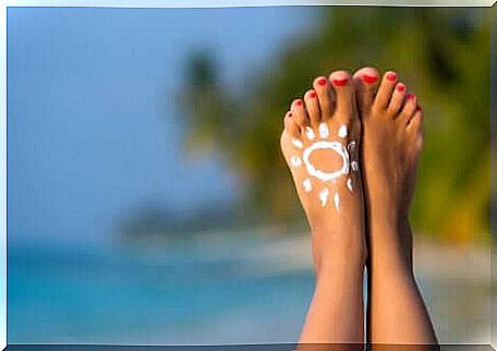 It is important to take care of your feet and protect them from the sun.