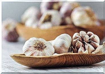 clove garlic