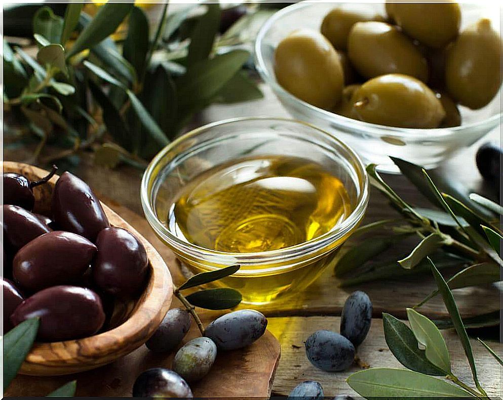 olive oil to strengthen your hair